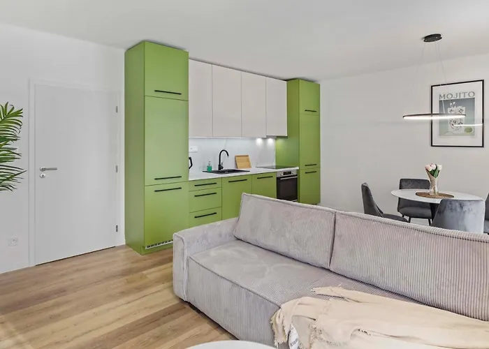 2 Bedroom Steps To Nivy Station Bratislava