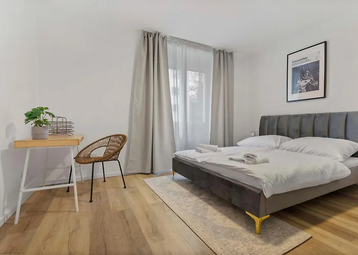 Appartamento 2 Bedroom Steps To Nivy Station *